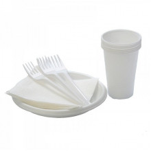 Одноразовий посуд в наборах